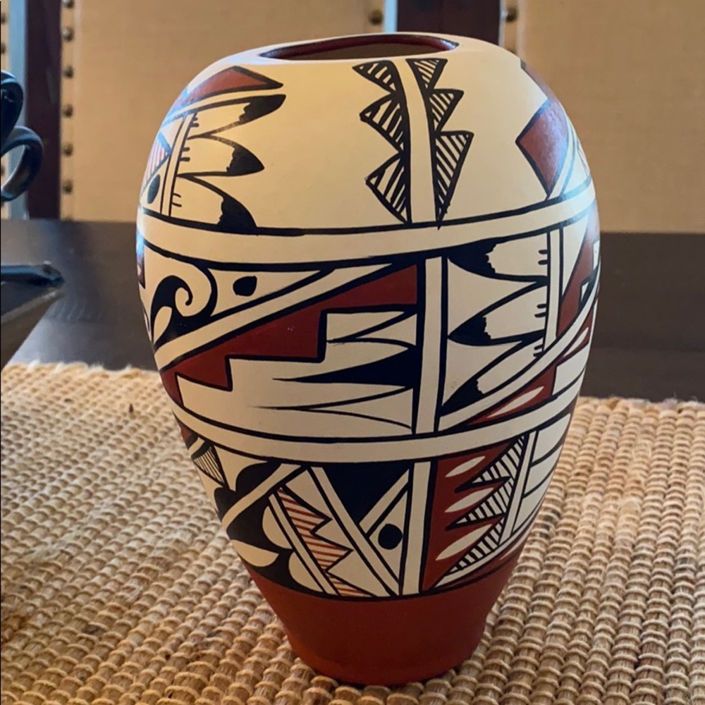 Jemez pottery by E. Suazo